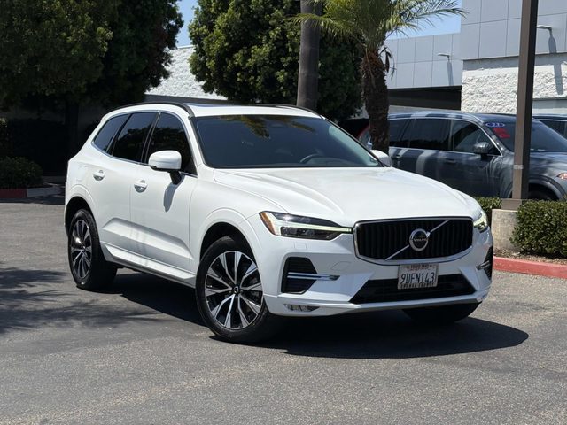 2023 Volvo XC60 Core FWD photo