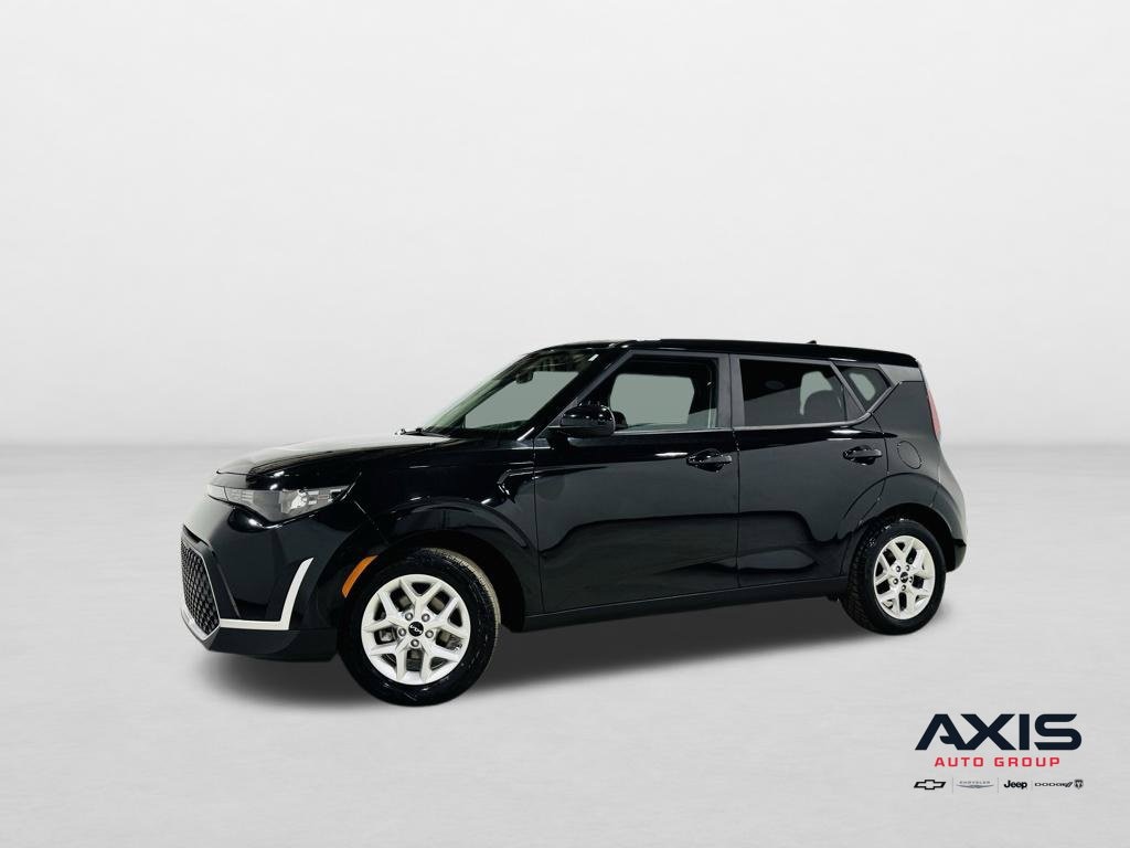 2023 Kia Soul LX FWD photo