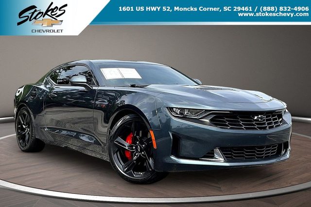 2023 Chevrolet Camaro LT1 RWD photo