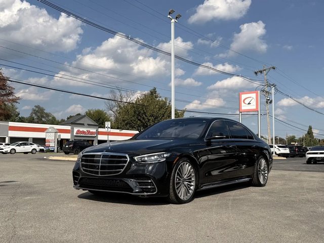 2022 Mercedes-Benz S-Class S 500 AWD photo