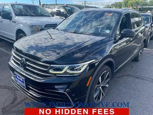 2022 Volkswagen Tiguan SEL R-Line AWD photo