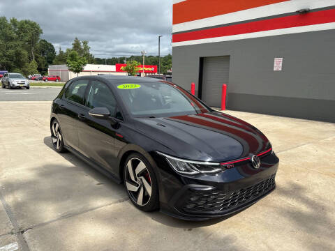 2022 Volkswagen Golf GTI S FWD photo