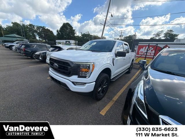 2022 Ford F-150 XLT 4WD photo