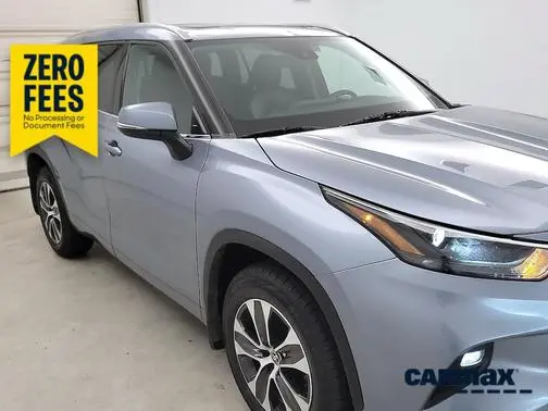2022 Toyota Highlander XLE FWD photo