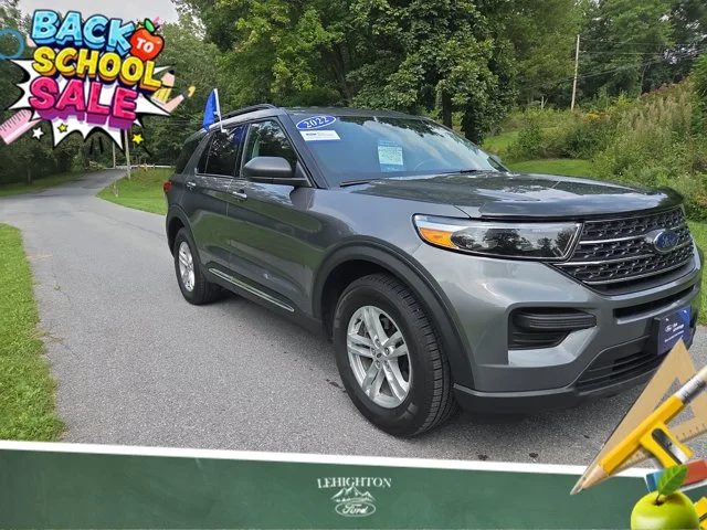 2022 Ford Explorer XLT 4WD photo