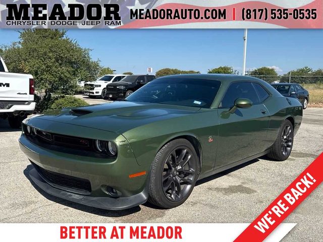 2022 Dodge Challenger R/T Scat Pack RWD photo