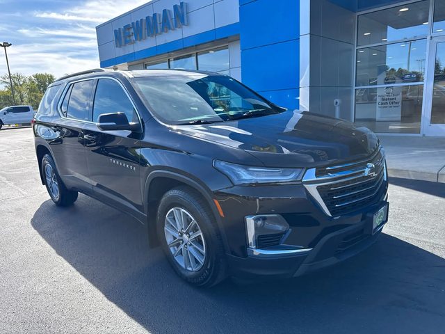 2023 Chevrolet Traverse LT Cloth AWD photo