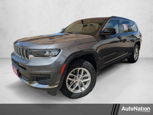 2023 Jeep Grand Cherokee L Laredo 4WD photo