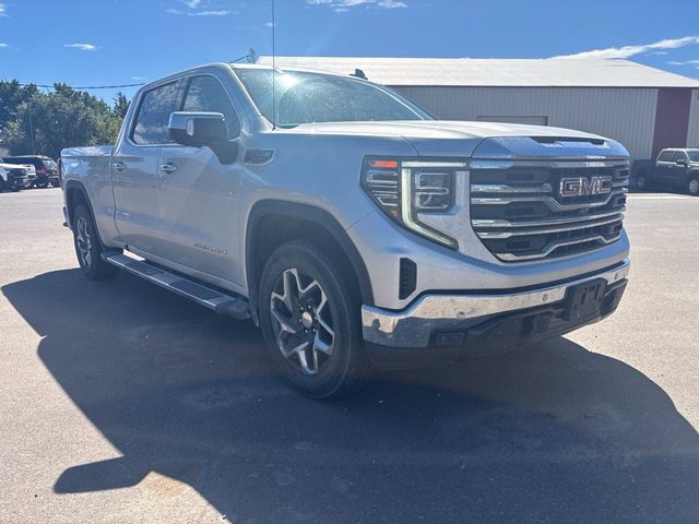 2022 GMC Sierra 1500 SLT 4WD photo