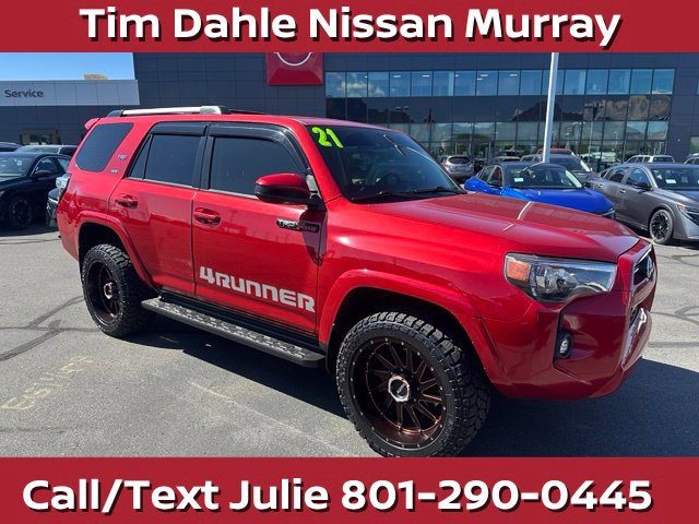 2021 Toyota 4Runner SR5 4WD photo
