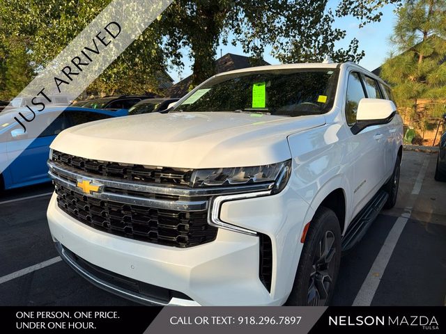 2023 Chevrolet Suburban LS 4WD photo