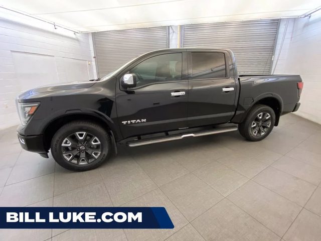2023 Nissan Titan Platinum Reserve 4WD photo