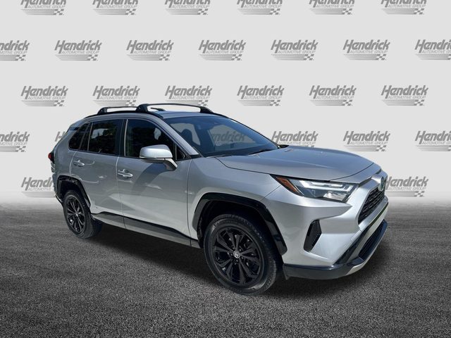 2022 Toyota RAV4 Hybrid SE AWD photo