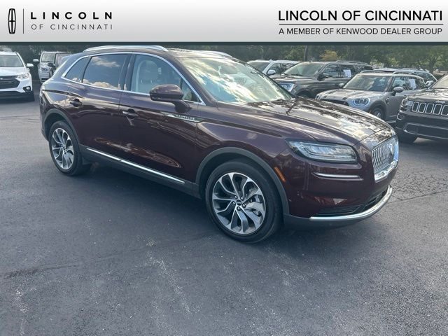 2022 Lincoln Nautilus Reserve AWD photo