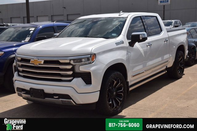 2022 Chevrolet Silverado 1500 High Country 4WD photo
