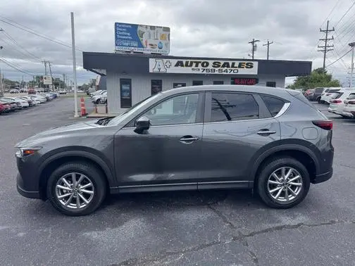2022 Mazda CX-5 2.5 S Preferred Package AWD photo