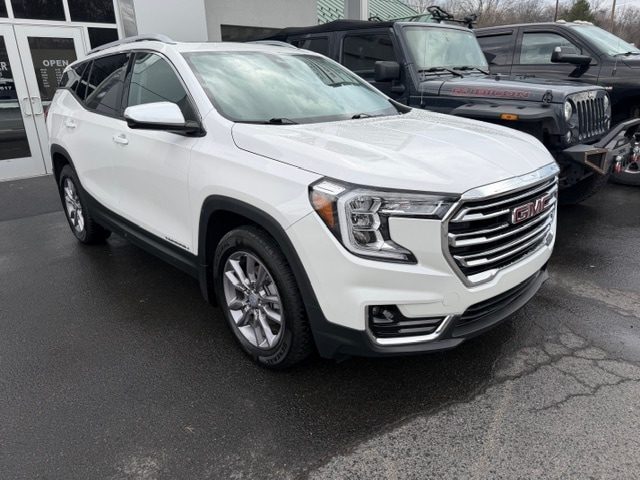 2022 GMC Terrain SLT AWD photo