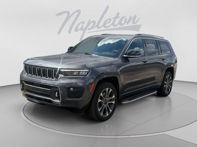 2022 Jeep Grand Cherokee L Overland RWD photo