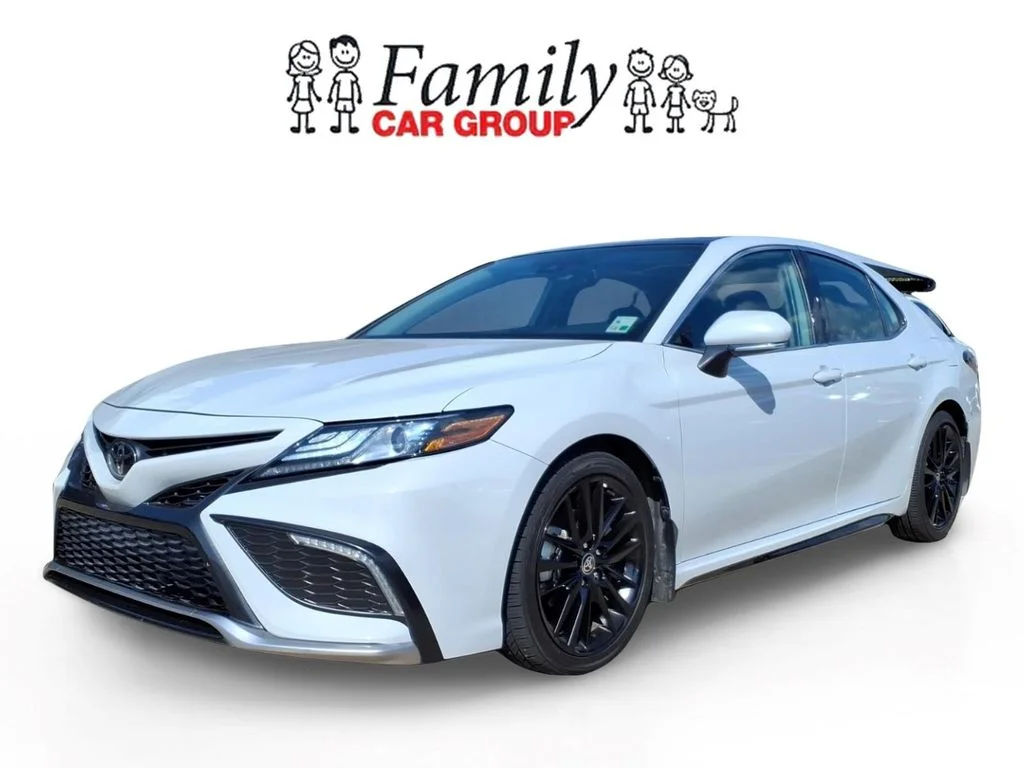 2022 Toyota Camry XSE FWD photo