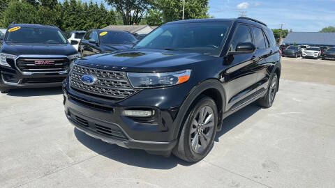 2022 Ford Explorer XLT 4WD photo
