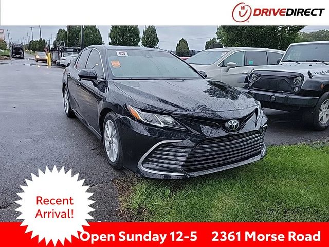 2023 Toyota Camry LE FWD photo