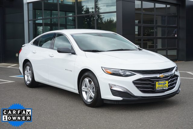 2022 Chevrolet Malibu LS FWD photo