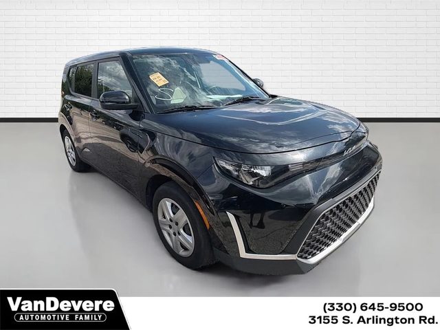 2023 Kia Soul LX FWD photo