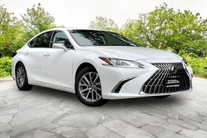 2022 Lexus ES ES 350 FWD photo