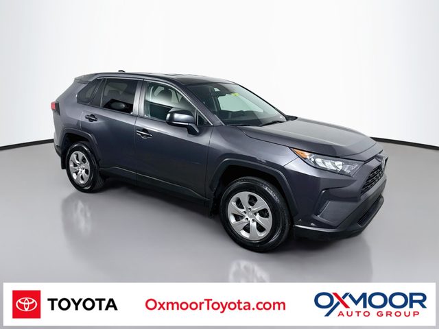 2022 Toyota RAV4 LE AWD photo