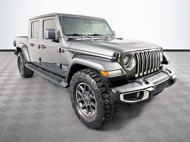 2021 Jeep Gladiator Overland 4WD photo