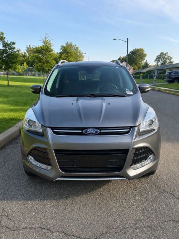 2016 Ford Escape Titanium 4WD photo