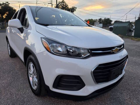 2022 Chevrolet Trax LS FWD photo