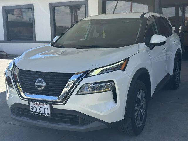 2022 Nissan Rogue SV FWD photo