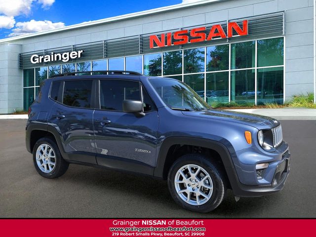 2022 Jeep Renegade Latitude 4WD photo