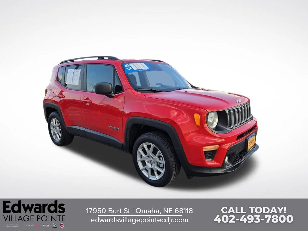 2022 Jeep Renegade Latitude 4WD photo