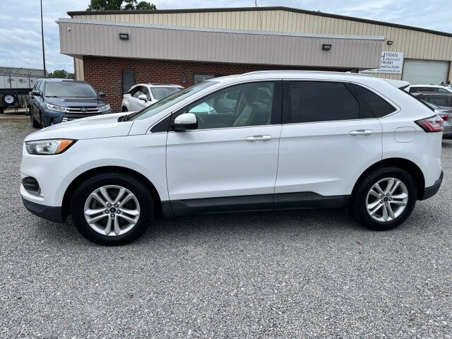 2019 Ford Edge SEL AWD photo