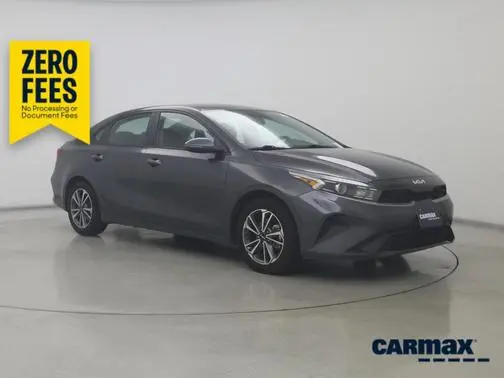 2023 Kia Forte LXS FWD photo