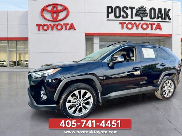 2022 Toyota RAV4 XLE Premium FWD photo