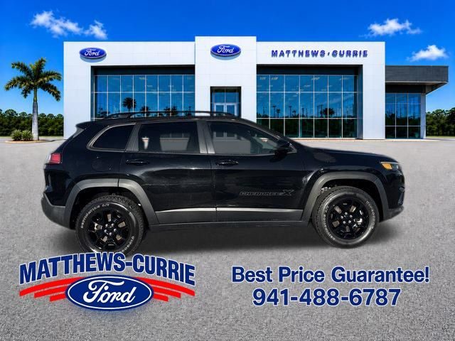 2022 Jeep Cherokee x 4WD photo