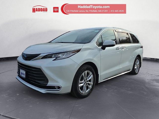2022 Toyota Sienna Limited AWD photo