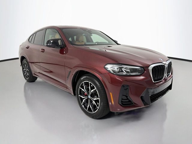 2023 BMW X4 M40i AWD photo