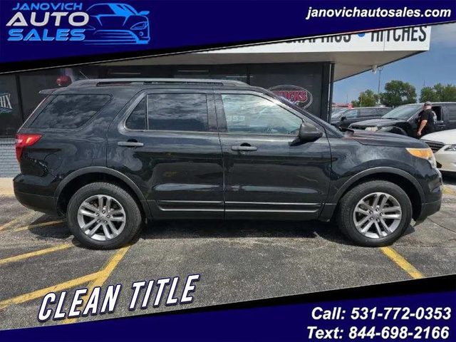 2015 Ford Explorer Base 4WD photo
