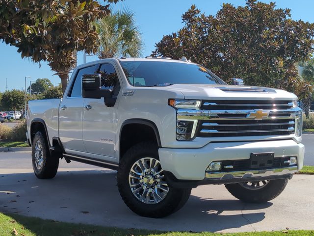 2023 Chevrolet Silverado 2500HD High Country 4WD photo