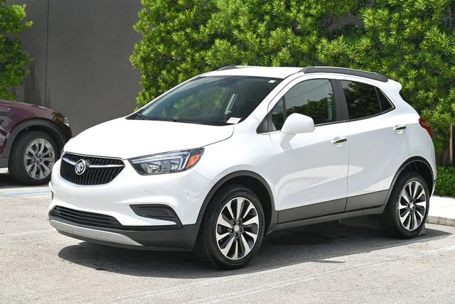 2022 Buick Encore Preferred FWD photo