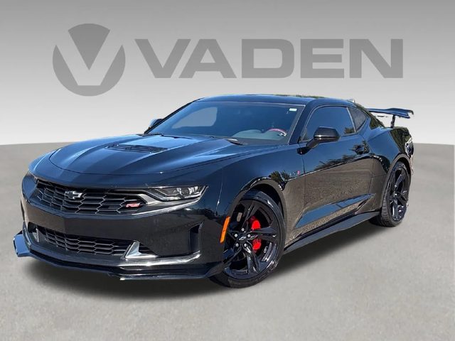 2023 Chevrolet Camaro LT1 RWD photo