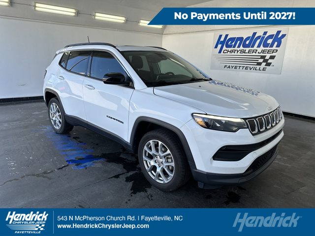 2022 Jeep Compass Latitude Lux 4WD photo