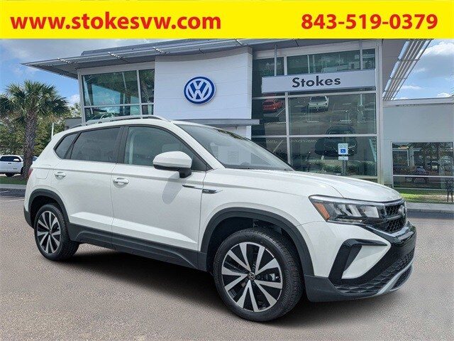 2022 Volkswagen Taos SE FWD photo