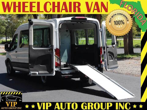 2022 Ford Transit Passenger Wagon XL RWD photo