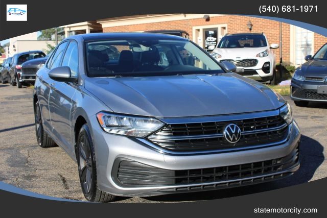 2022 Volkswagen Jetta SE FWD photo