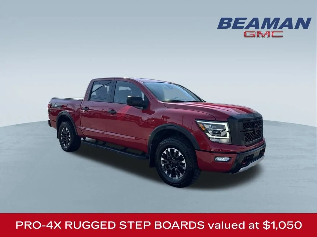 2023 Nissan Titan PRO-4X 4WD photo